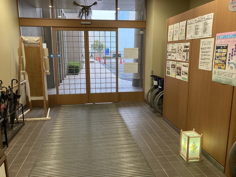 ホットリー　の行燈