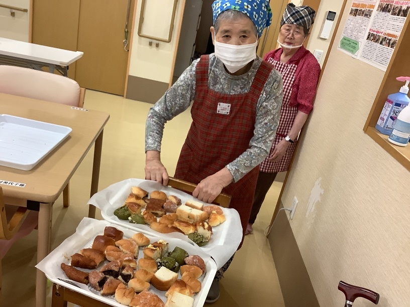 ベーカリー鳳凰槇島の早変わり～☆彡