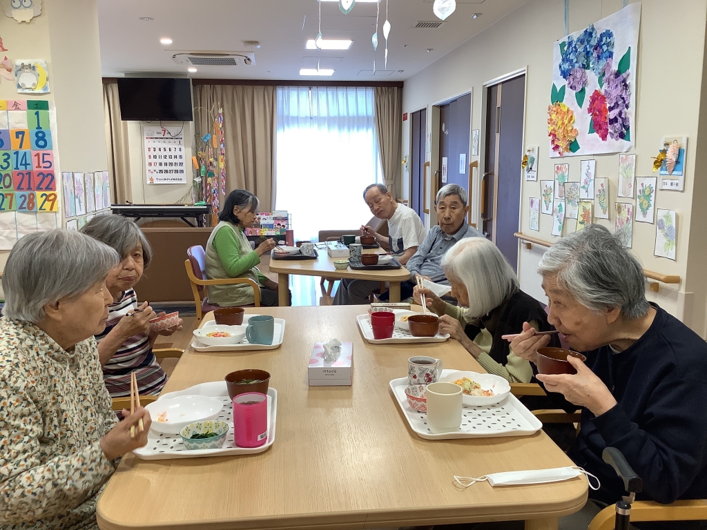 昼食風景🍱