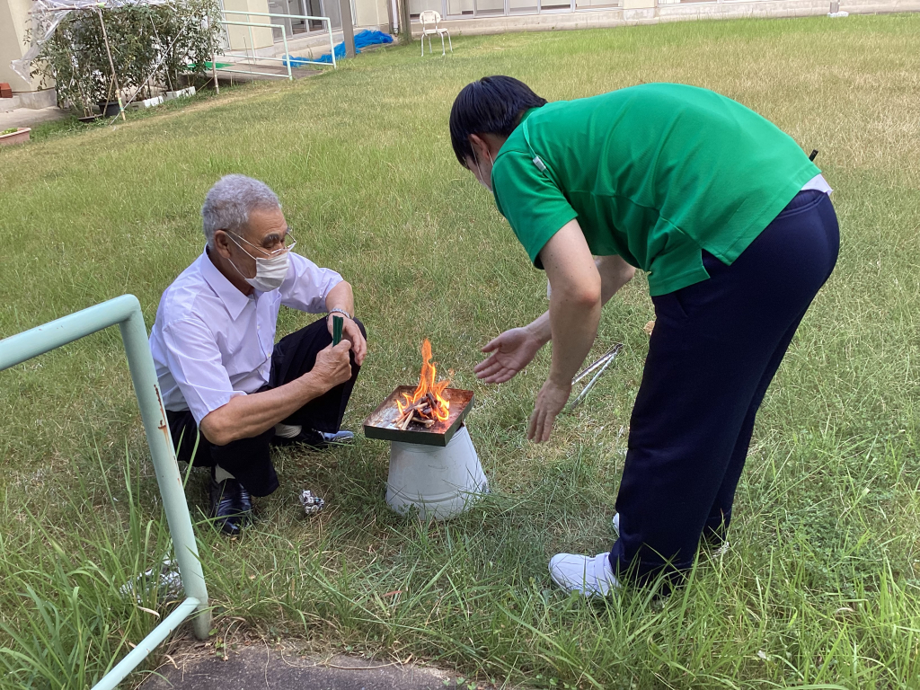 ８月１３日　物故者お迎え