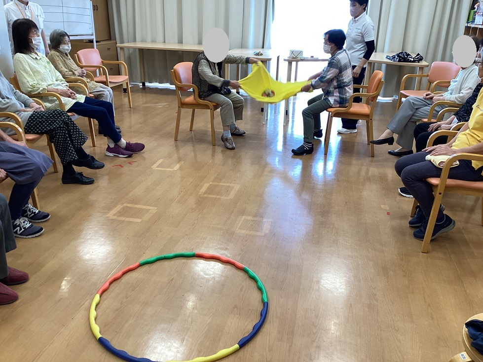 🎯第1種目：おじゃみ投げ