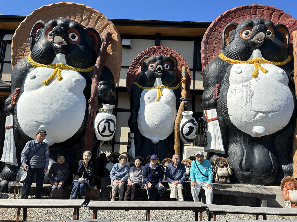 たぬき村絵付け体験　1日目