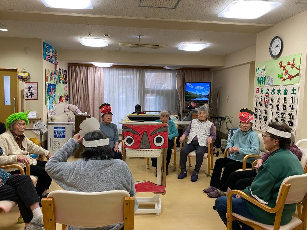 笑顔いっぱい！節分お手玉投げ大会