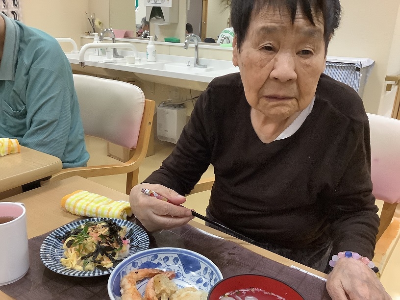 食事の風景（浮舟ユニット）