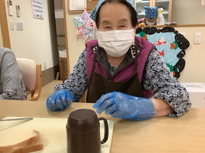 食パンで作ろう柏餅レク